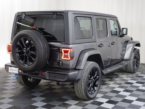 Used 2023 Jeep Wrangler Unlimited Sahara w/ Dual Top Group image 22