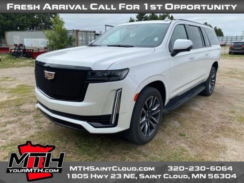 Used 2021 Cadillac Escalade ESV Sport w/ Heavy-Duty Trailer Package AWD/4WD image 4