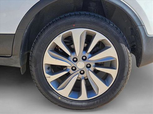 Used 2020 Buick Encore Preferred image 23