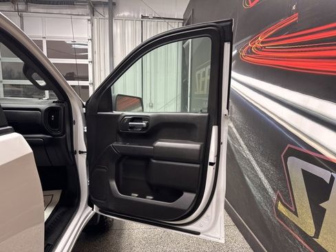 Used 2024 GMC Sierra 1500 Pro w/ Pro Value Package image 27