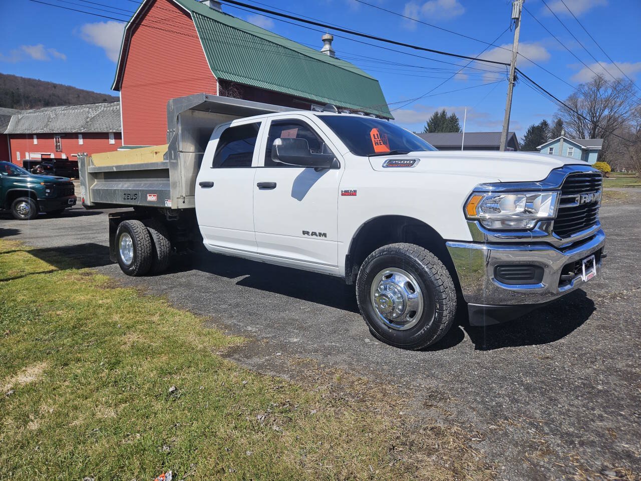 Used 2021 RAM 3500 Tradesman w/ Chrome Appearance Group AWD/4WD image 2