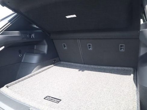 New 2026 Volkswagen Tiguan SEL R-Line image 21