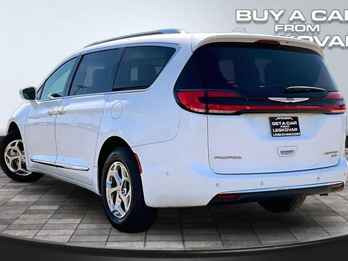 Used 2021 Chrysler Pacifica Limited w/ Premium & Safety Sphere Group AWD/4WD image 2
