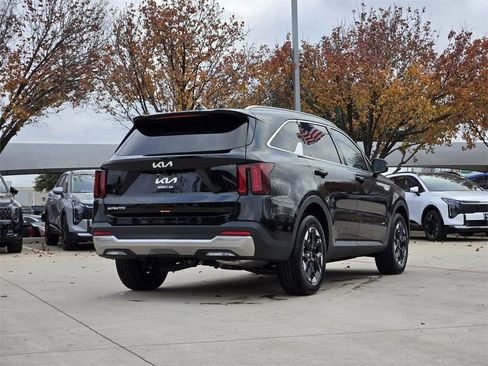 New 2026 Kia Sorento S w/ S Panoramic Sunroof Package FWD image 4
