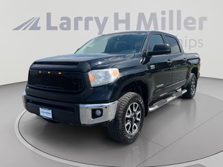 Used 2016 Toyota Tundra SR5 w/ TRD Off Road Package AWD/4WD video 1