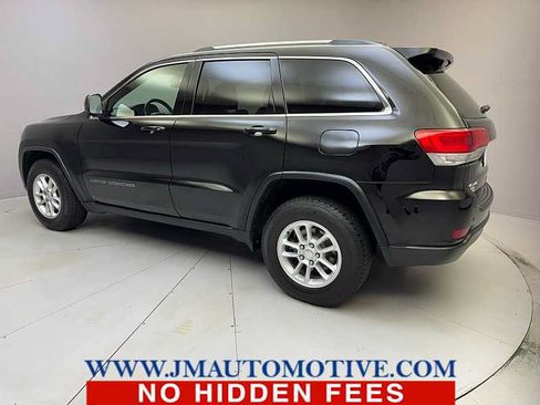 Used 2019 Jeep Grand Cherokee Laredo AWD/4WD image 3