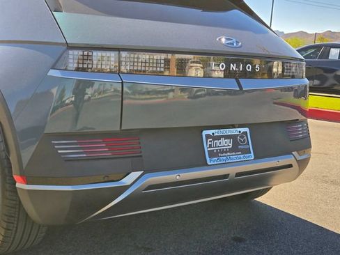 Used 2024 Hyundai Ioniq 5 SE RWD image 5