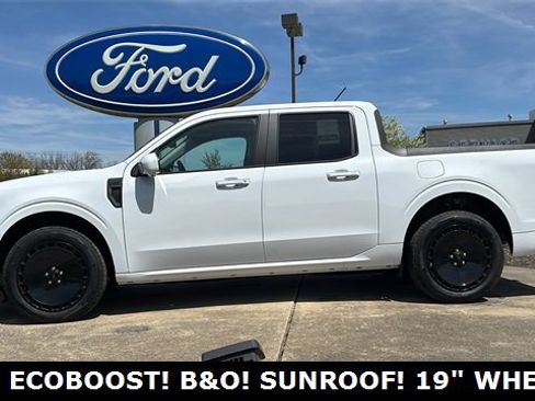 New 2025 Ford Maverick Lobo image 10