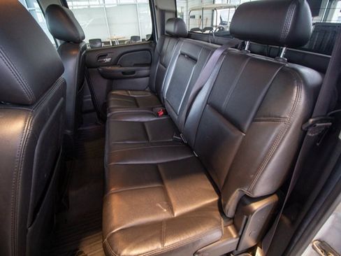Used 2013 Chevrolet Silverado 3500 LTZ image 16