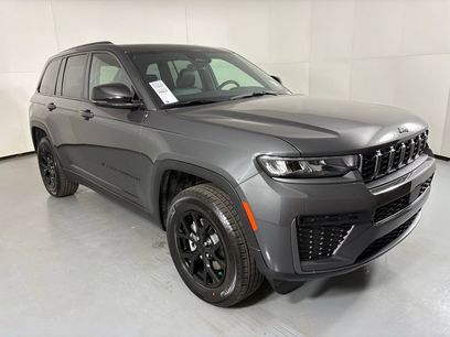 New 2026 Jeep Grand Cherokee Altitude