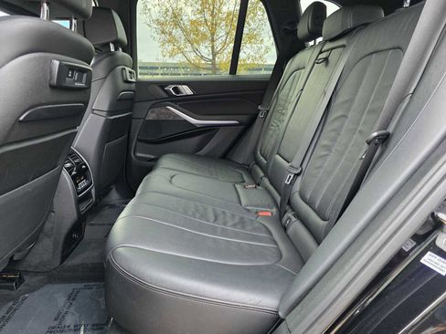 Used 2020 BMW X5 sDrive40i w/ Luxury Seating Package image 16
