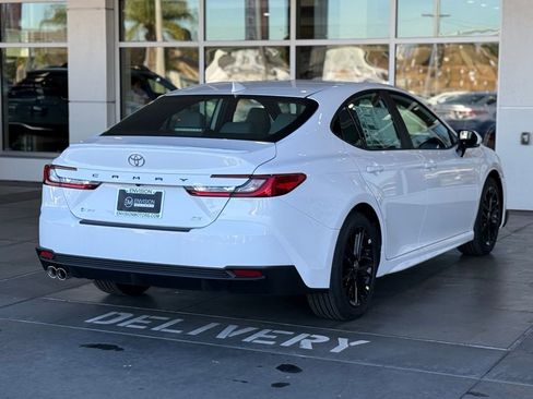 New 2026 Toyota Camry SE image 11