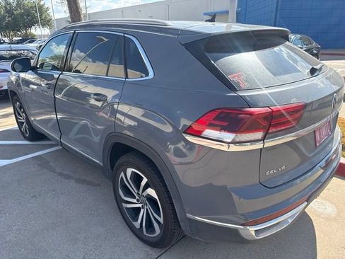 Used 2020 Volkswagen Atlas Cross Sport SEL Premium AWD/4WD image 8