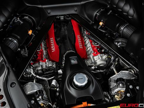 Used 2023 Ferrari SF90 Stradale AWD/4WD image 27