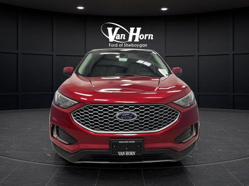 Used 2024 Ford Edge SEL w/ Convenience Package AWD/4WD image 2