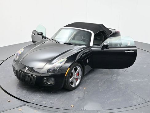 Used 2009 Pontiac Solstice GXP w/ Premium Package image 42