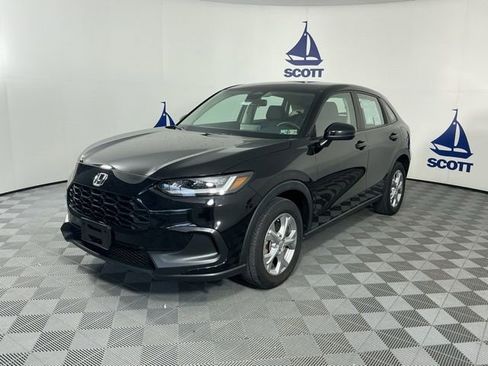 Used 2023 Honda HR-V LX image 3