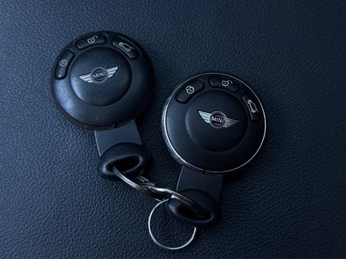 Used 2013 MINI Cooper Hardtop image 16