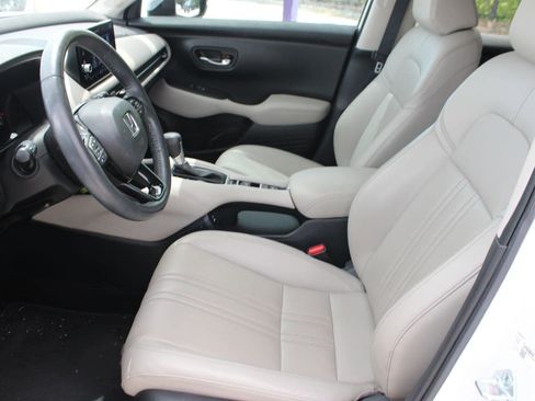 Used 2024 Honda HR-V EX-L image 10