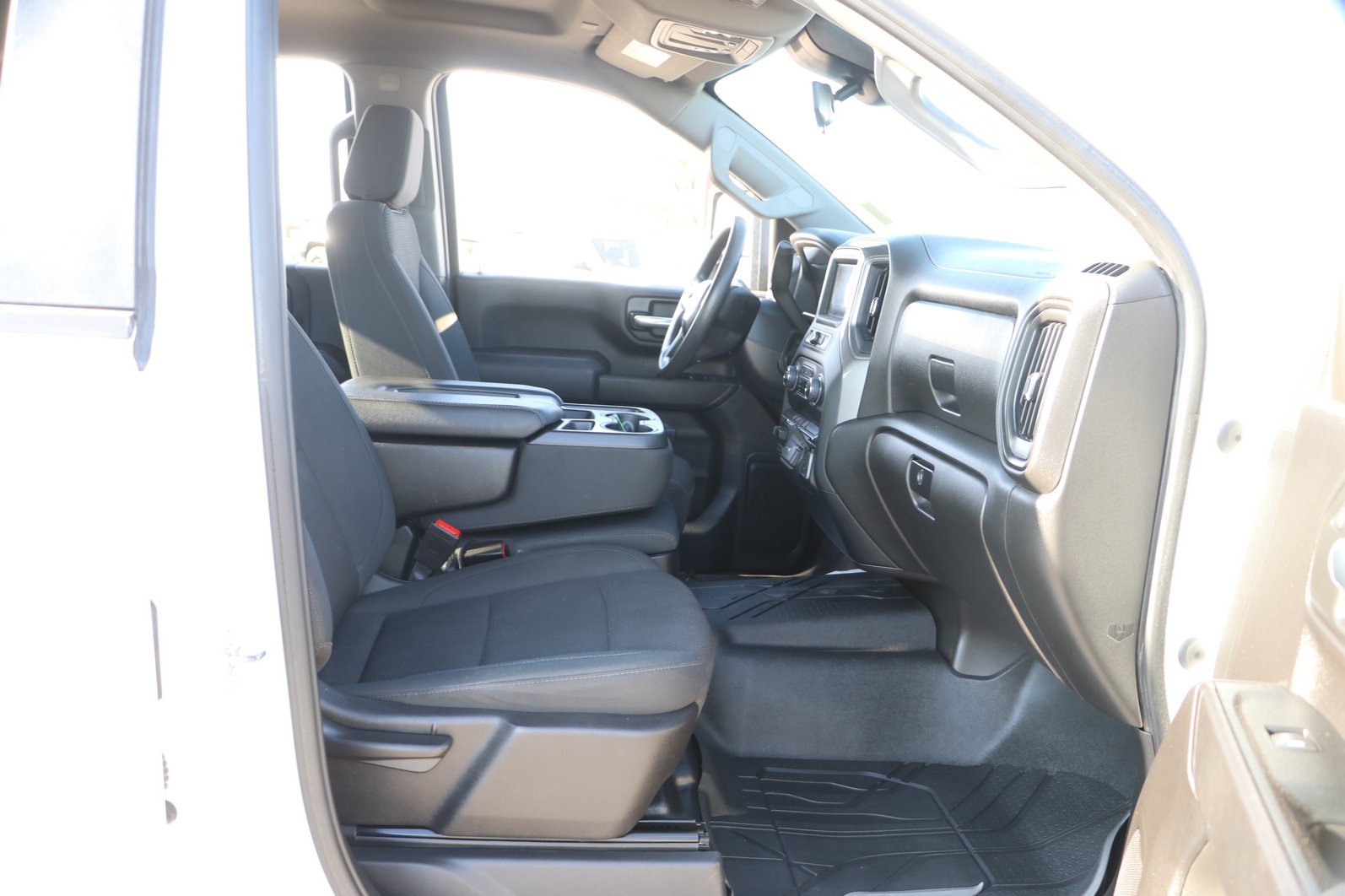 Used 2024 Chevrolet Silverado 2500 W/T w/ WT Convenience Package AWD/4WD image 31