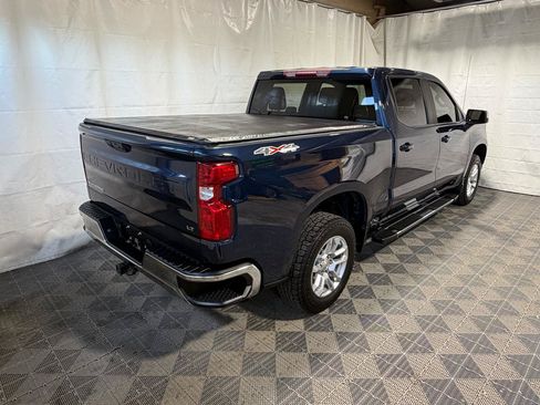 Used 2023 Chevrolet Silverado 1500 LT AWD/4WD image 7