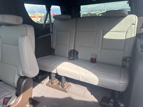 New 2026 GMC Yukon XL Elevation w/ LPO, Get Active Package image 35