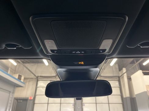 Used 2026 Honda HR-V Sport image 23