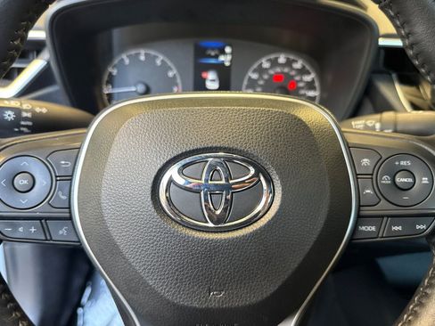 Used 2023 Toyota Corolla SE FWD image 29