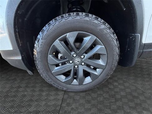 Certified 2025 Honda Ridgeline Sport image 13