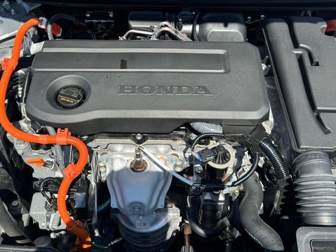 Used 2025 Honda Accord Sport image 46