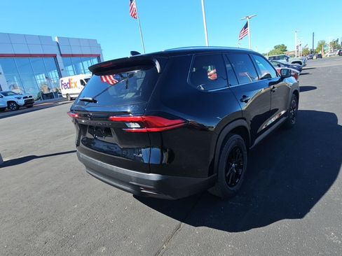 Certified 2024 Toyota Grand Highlander AWD image 3