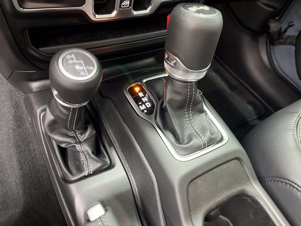 New 2026 Jeep Wrangler Unlimited Sahara AWD/4WD image 17