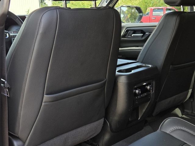 Used 2025 GMC Yukon Denali AWD/4WD image 43