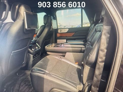 Used 2019 Lincoln Navigator L Reserve image 10