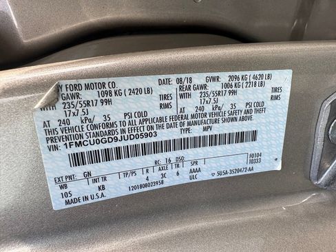 Certified 2018 Ford Escape SE FWD image 23