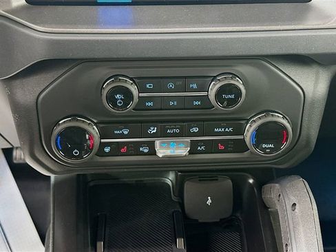 New 2026 Ford Bronco Badlands image 16