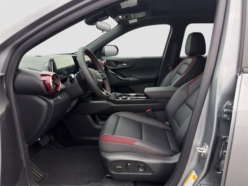 New 2026 Chevrolet Equinox RS image 9