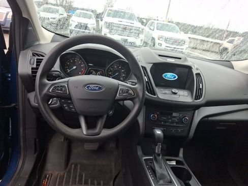 Used 2017 Ford Escape SE w/ Equipment Group 201A image 11