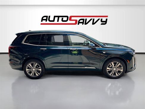 Used 2024 Cadillac XT6 Premium Luxury image 8