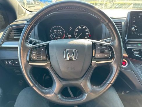 Used 2025 Honda Odyssey Sport-L image 17