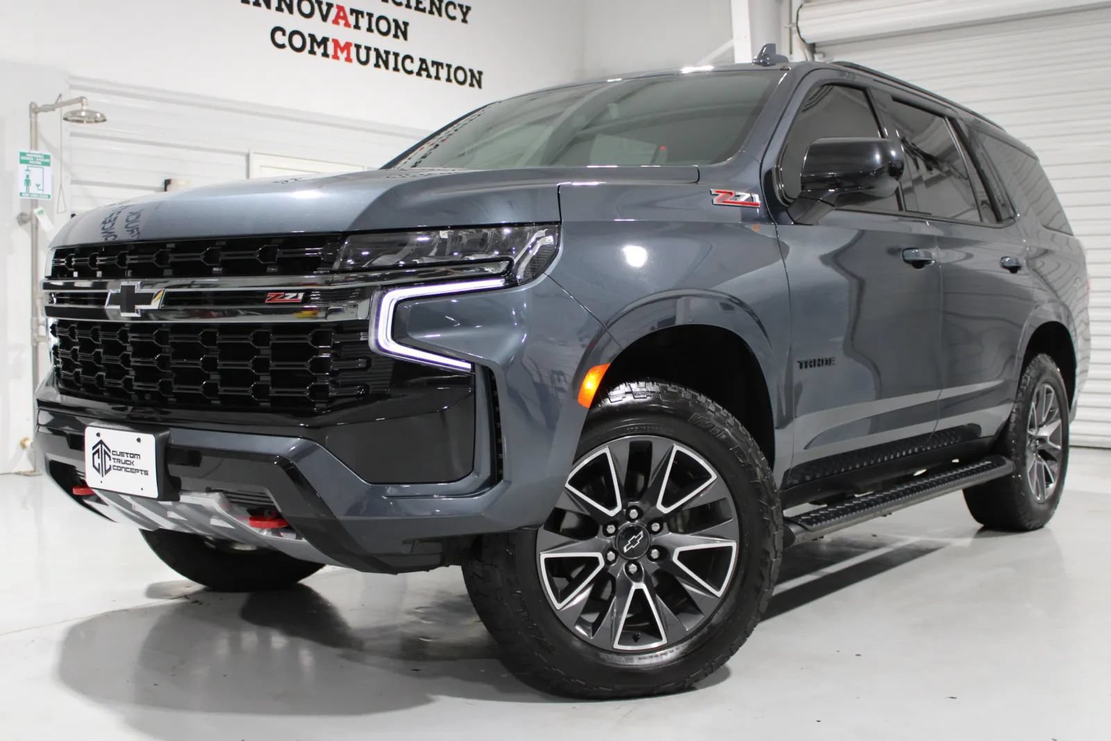 Used 2021 Chevrolet Tahoe Z71 AWD/4WD image 1