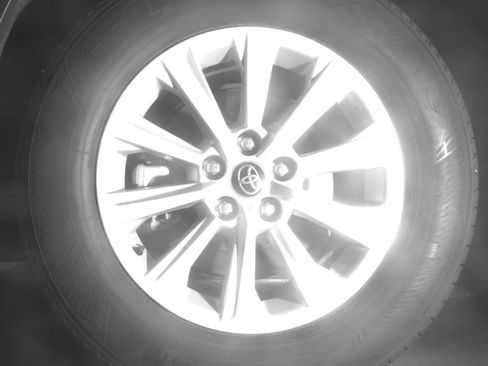 Used 2024 Toyota Grand Highlander AWD image 14