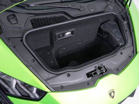 Used 2023 Lamborghini Huracan Tecnica RWD image 18