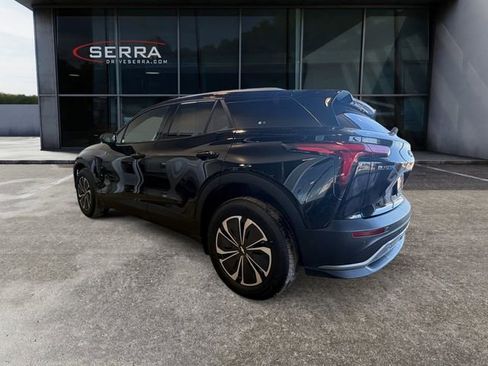 Used 2025 Chevrolet Blazer EV LT image 2