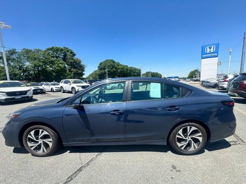 Used 2024 Subaru Legacy Premium AWD/4WD image 3