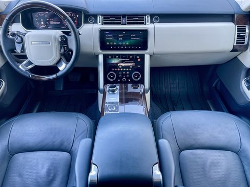Used 2020 Land Rover Range Rover HSE image 16