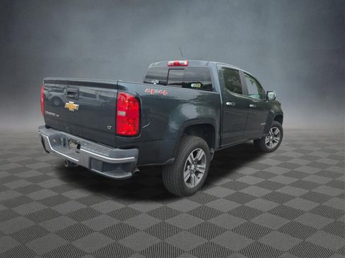 Used 2017 Chevrolet Colorado LT w/ Luxury Package, Chrome AWD/4WD image 6