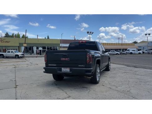 Used 2017 GMC Sierra 1500 Denali w/ Denali Ultimate Package AWD/4WD image 2