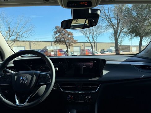 Used 2025 Buick Encore GX Preferred image 33