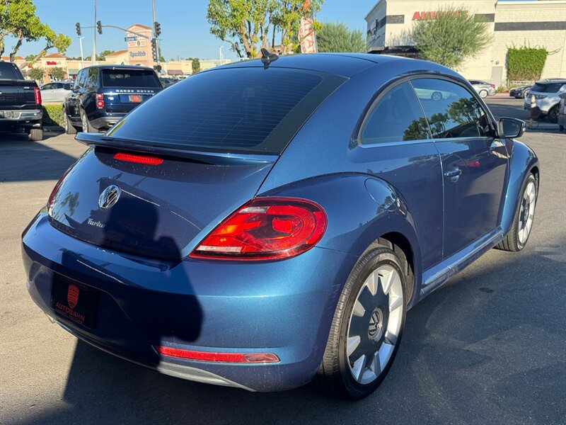 Used 2019 Volkswagen Beetle 2.0T SE FWD image 18